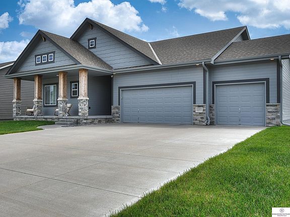 3rd image of 16965 Jessica Ln