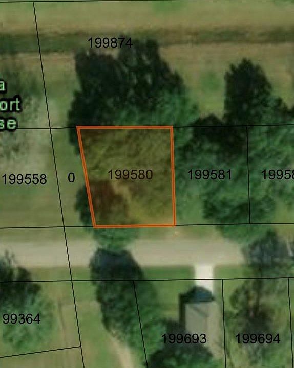 2nd image of 330 Wellshire Dr