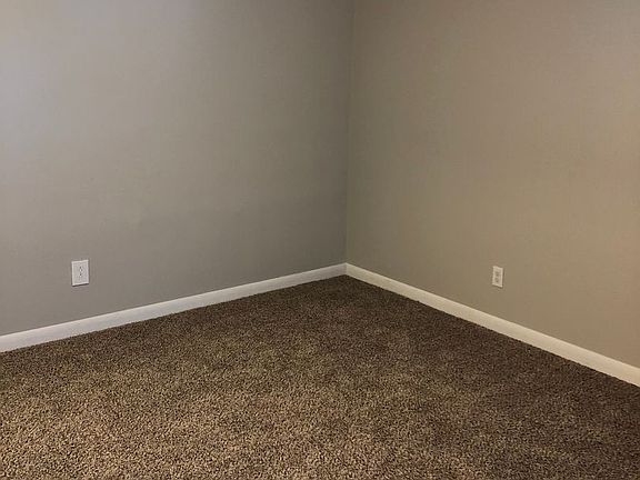 2nd image of 511 S Emerson Ave #1/2