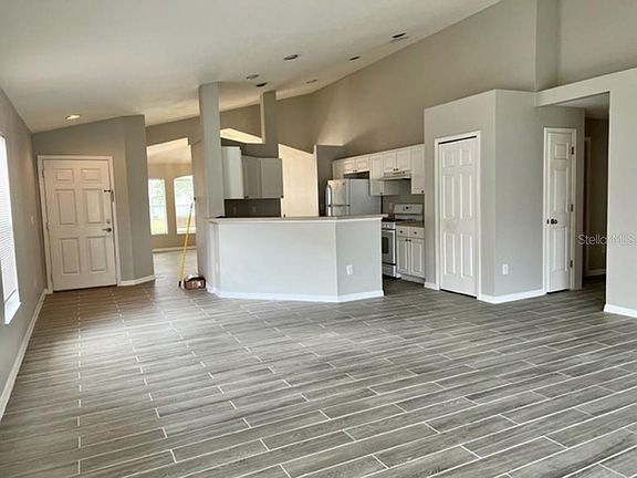 2nd image of 24842 Siena Dr