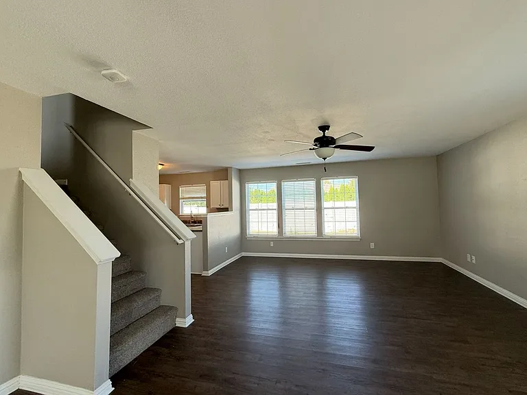 420 Smokey Hill Rd — Photo 6