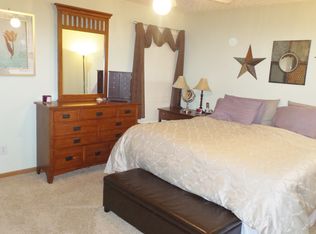 8669 Olenbrook Dr, Lewis Center, OH 43035