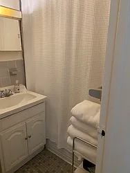 Rented by Geraldine Capasso, LREB