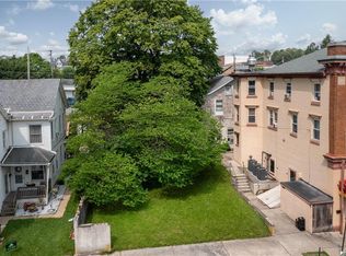 136 1/2 139th St, Lehighton, PA 18235