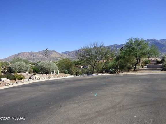 4th image of 63280 E Mountain Wood Dr