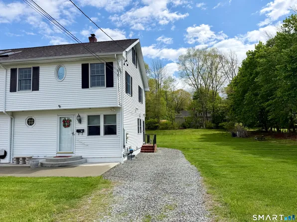79 S B St, Taftville, CT 06380
