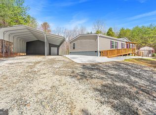 495 Chandler Place Dr, Lavonia, GA 30553