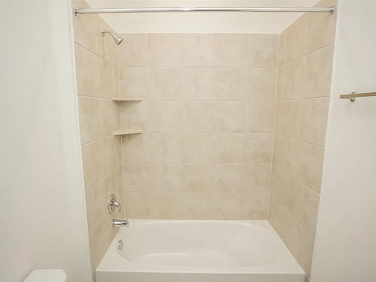 5210 Becker Hills Ln — Photo 20