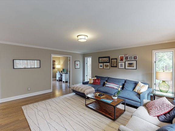 5th image of 21 Wyngate Dr