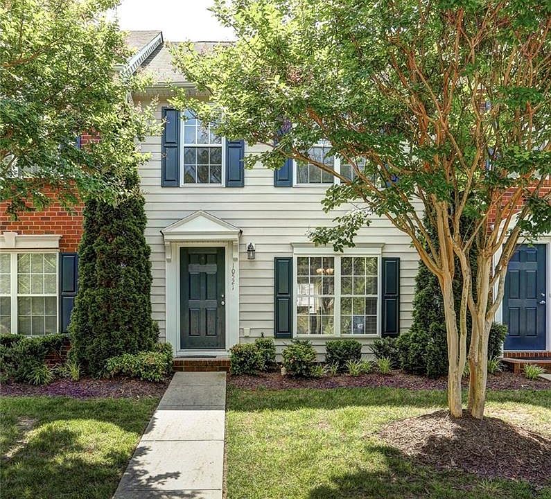 1st image of 10521 Mountain Gate Way #10521