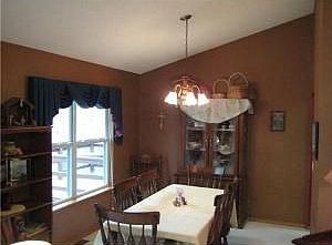 4th image of 1 Laxton Ln