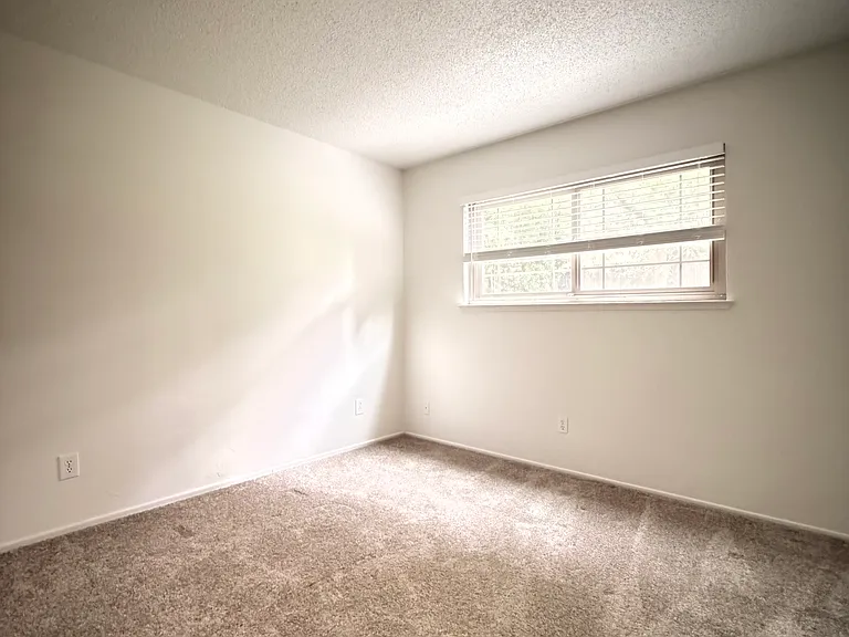 825 Sibley St #1 — Photo 8