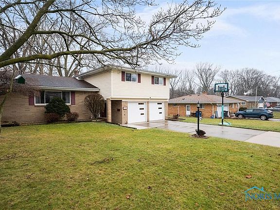 2nd image of 6051 W Benalex Dr