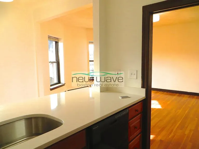 518 Massachusetts Ave #4 — Photo 11
