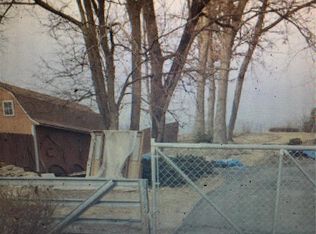 216 Friedens Rd, Saint Charles, MO 63303