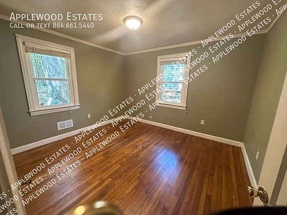 2nd image of 116 James Dr
