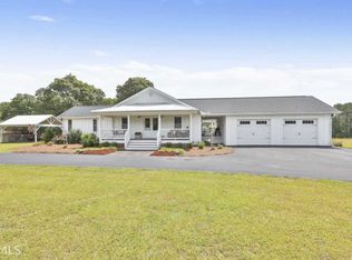 725 Lawshe Rd, Senoia, GA 30276