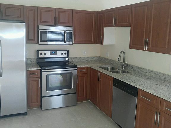 2nd image of 3185 SW Hambrick St