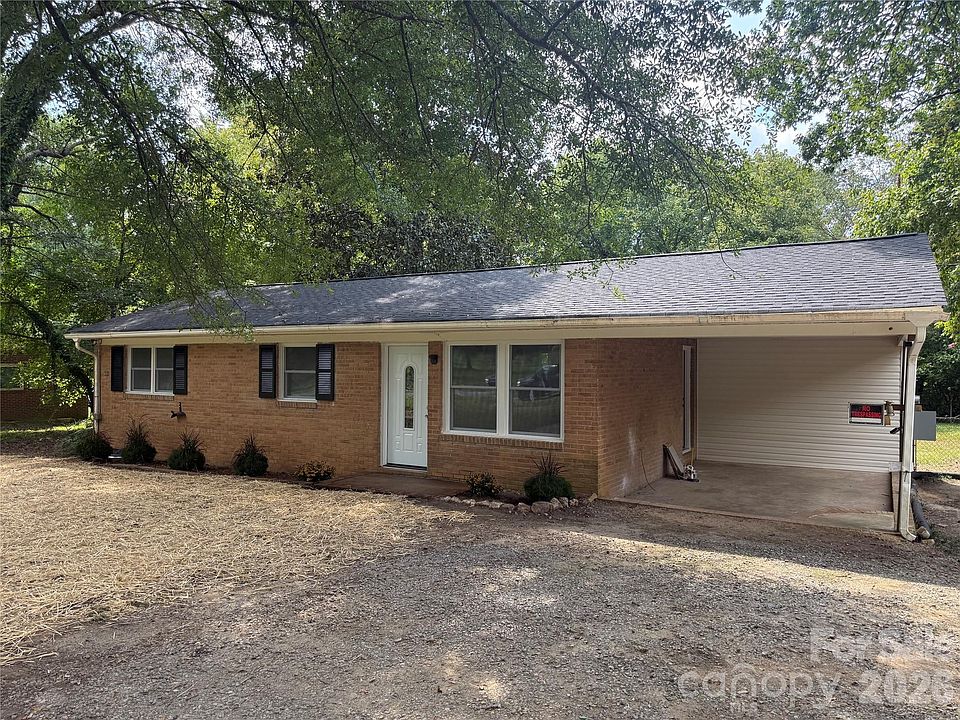 1st image of 4814 Chapel Grove Rd