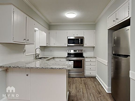 3rd image of 218 Faison Dr