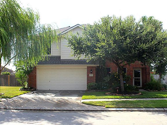 2nd image of 11802 Piney Way Ln