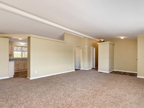 5th image of 3432 S Bradford Dr