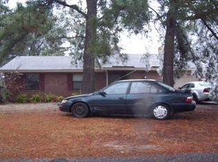 6556 Green Meadow Rd, Fayetteville, NC 28304