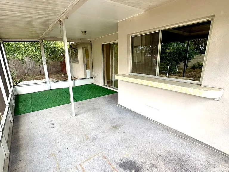 7124 Isle Dr — Photo 10