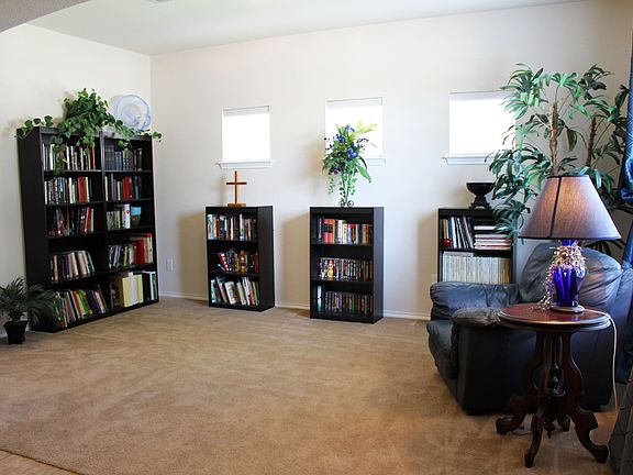 Formal dining or living