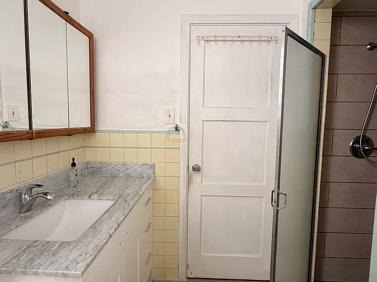 339 Moraga St #1 — Photo 16