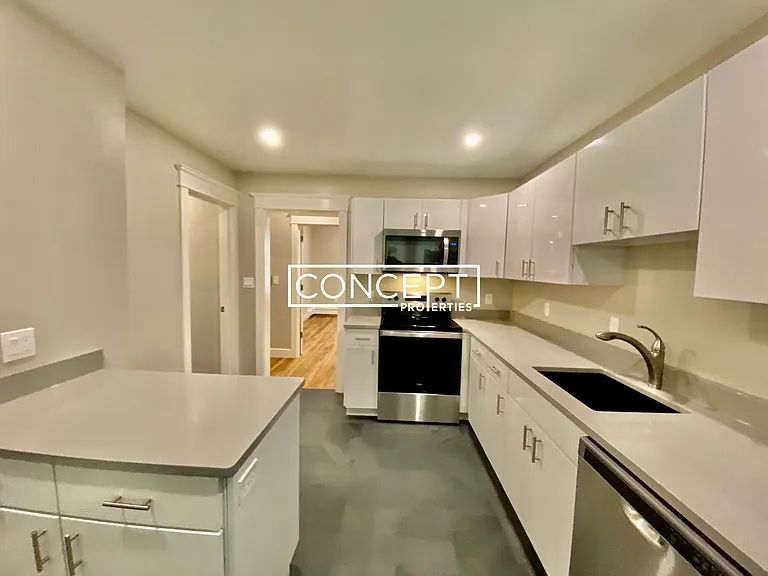 33 Portsmouth St #1 — Photo 4