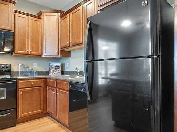 2nd image of 1989-3689 Tyson Rd #1997