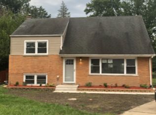 494 Longwood Ct, Chicago Heights, IL 60411