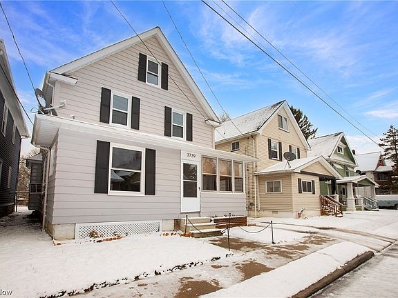 2nd image of 3739 W 47th Pl