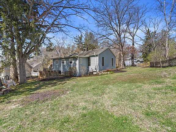 4th image of 523 Valley ROAD