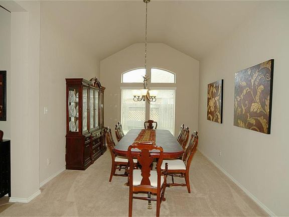 Formal Dining