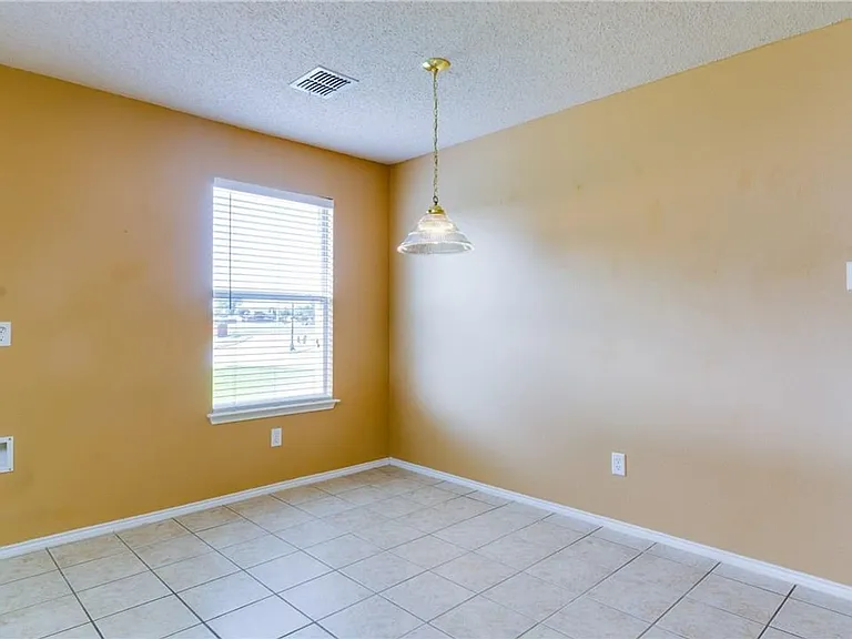 413 Ashland Dr — Photo 5