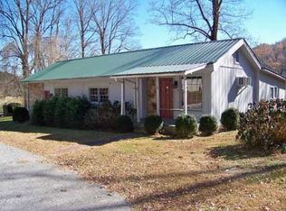 271 Tom Coleman Ln, Clayton, GA 30525