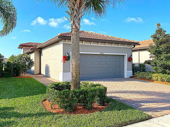 2nd image of 4455 Beauty Leaf Cir
