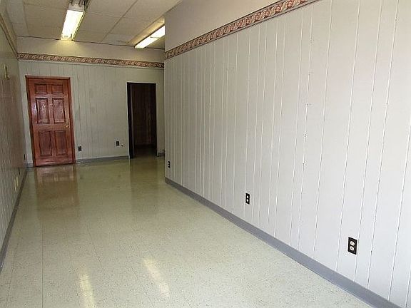 4th image of 393 E Main St Rear E
