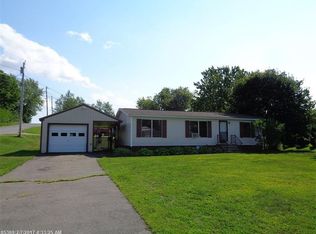 1 Kingman St, Fairfield, ME 04937