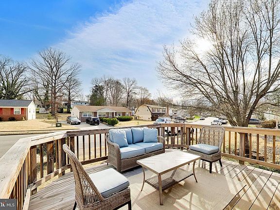 3rd image of 3819 Corona Ln