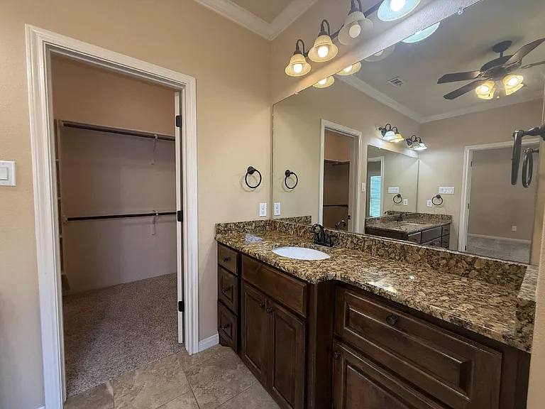 9804 Houston Dr — Photo 19