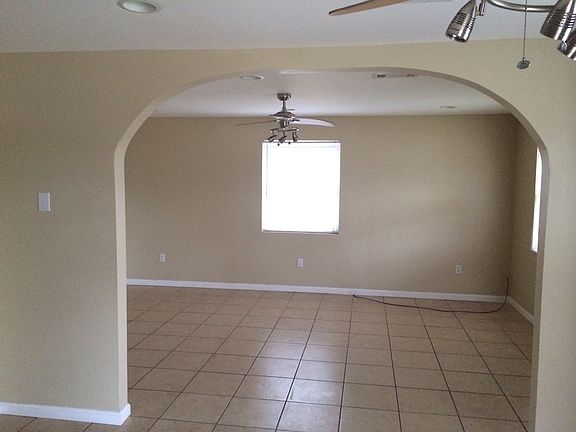 3rd image of 4821 Camelia St
