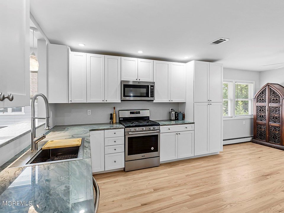 1st image of 11 Mount Kisco Drive