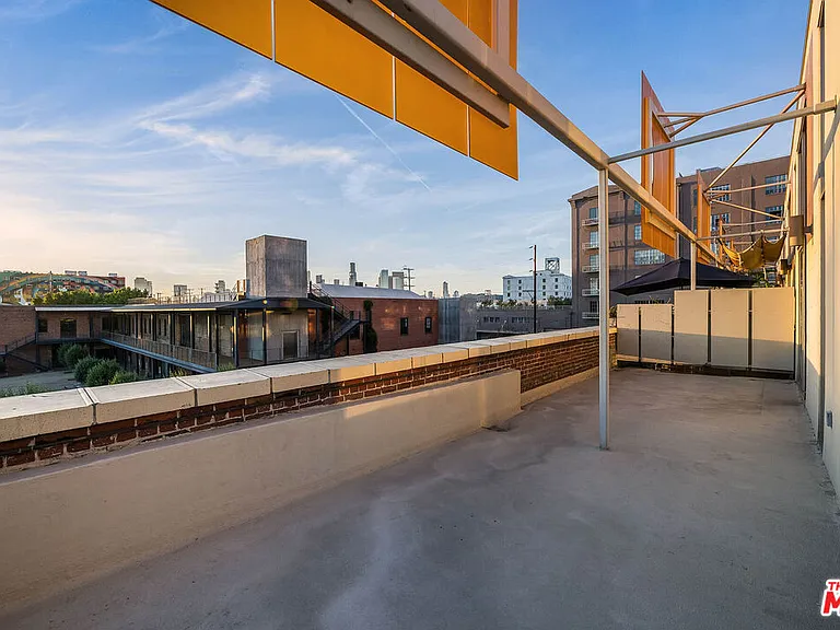 1850 Industrial St #106 — Photo 42