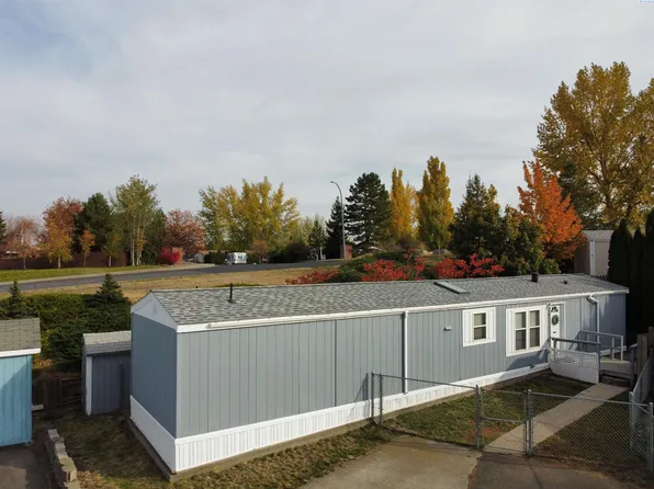 260 NW Golden Hills Dr Spc 13, Pullman, WA 99163