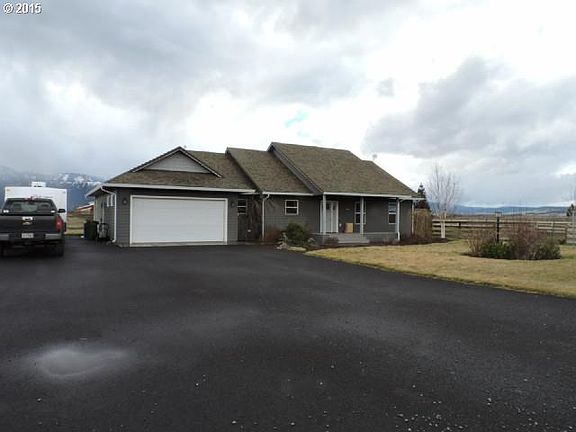 3rd image of 65396 Crescent Rd