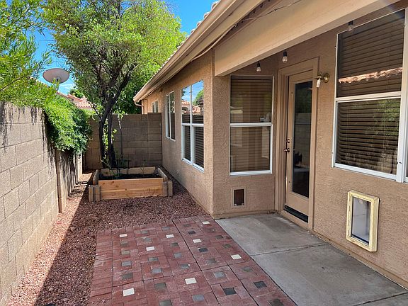 4th image of 1274 E Sierra Madre Ave