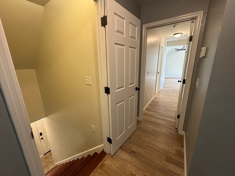2094 Fieldcrest Dr — Photo 31